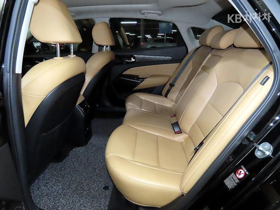 2020 - kia k7