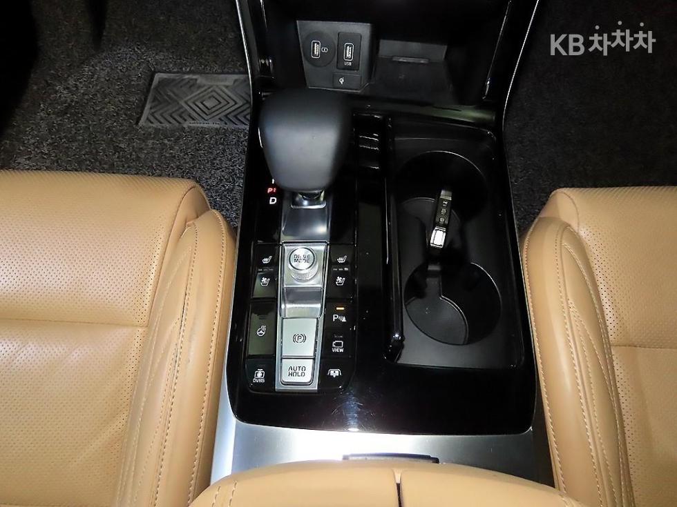 2020 - kia k7