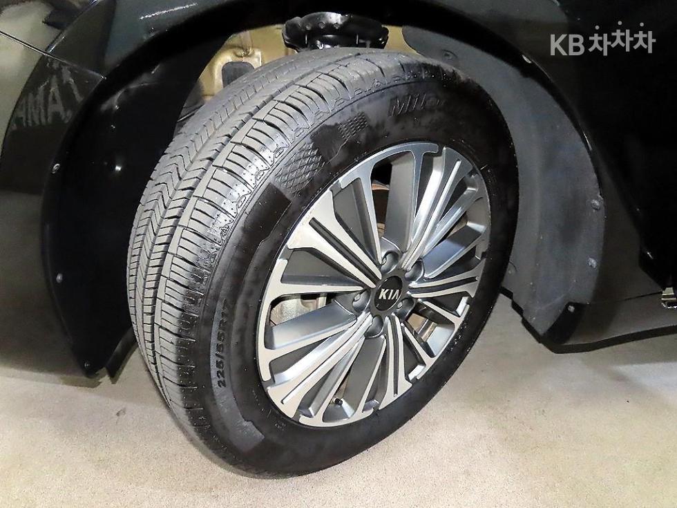 2020 - kia k7