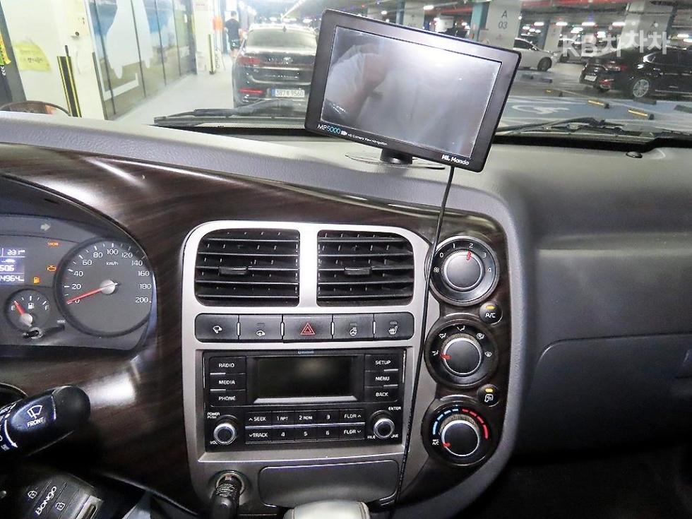 2017 - kia bongo iii