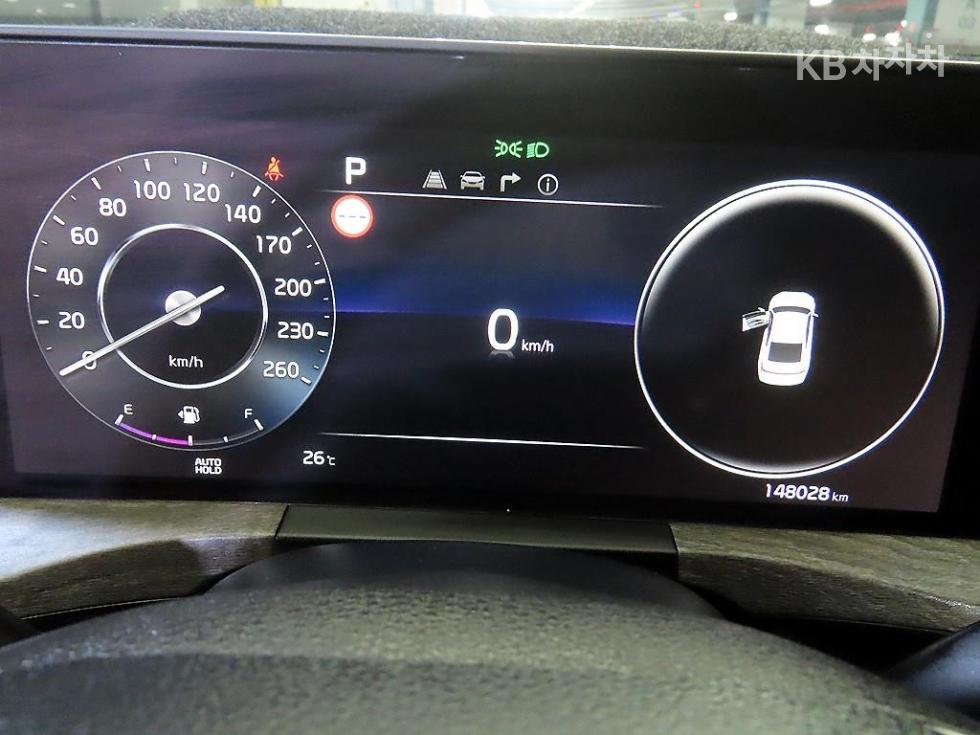 Kia K8 — miniaturë 9