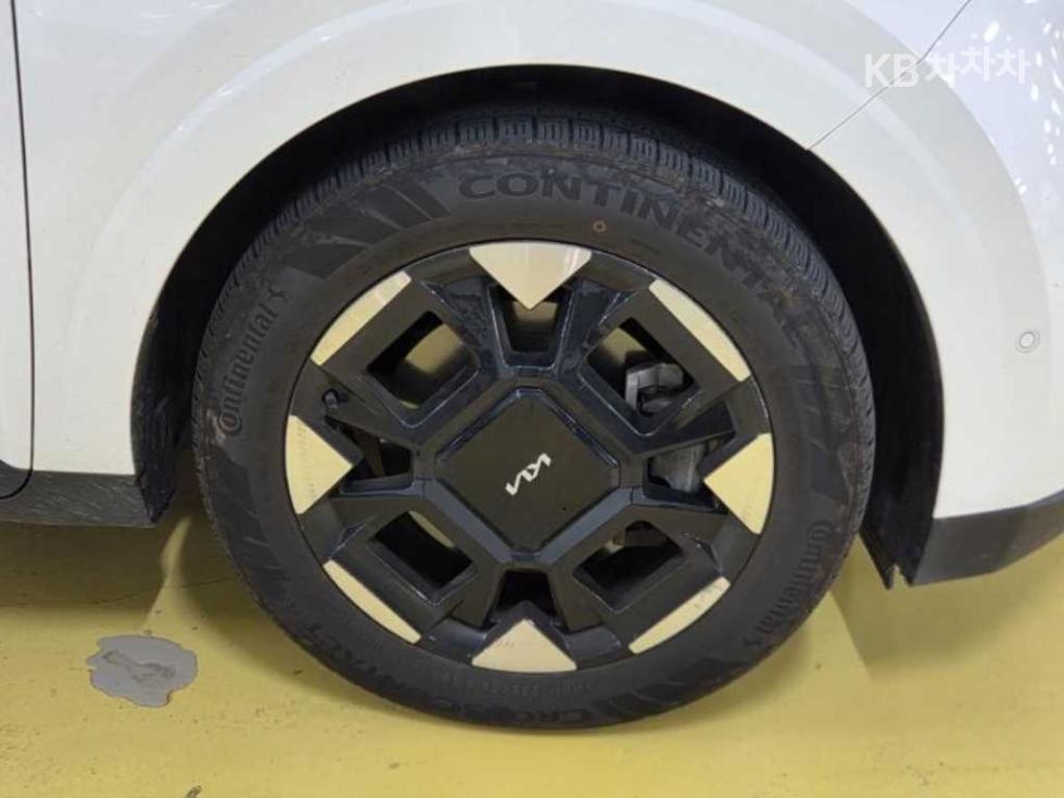2025 - kia carnival
