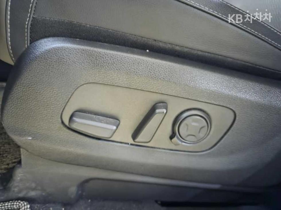 2025 - kia carnival