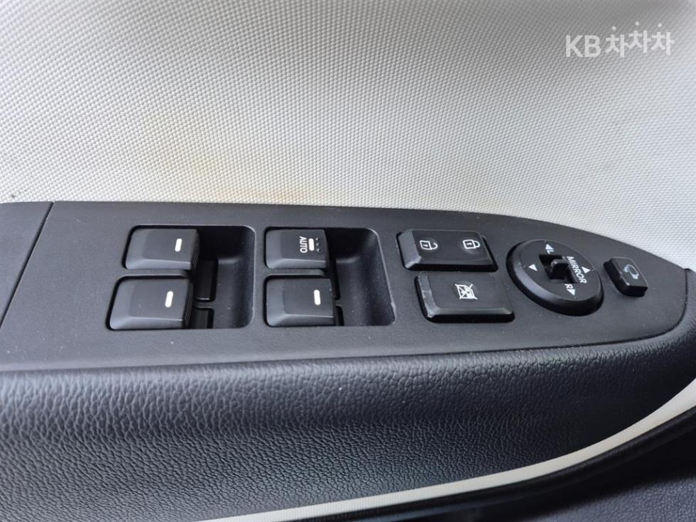 2012 - kia ray