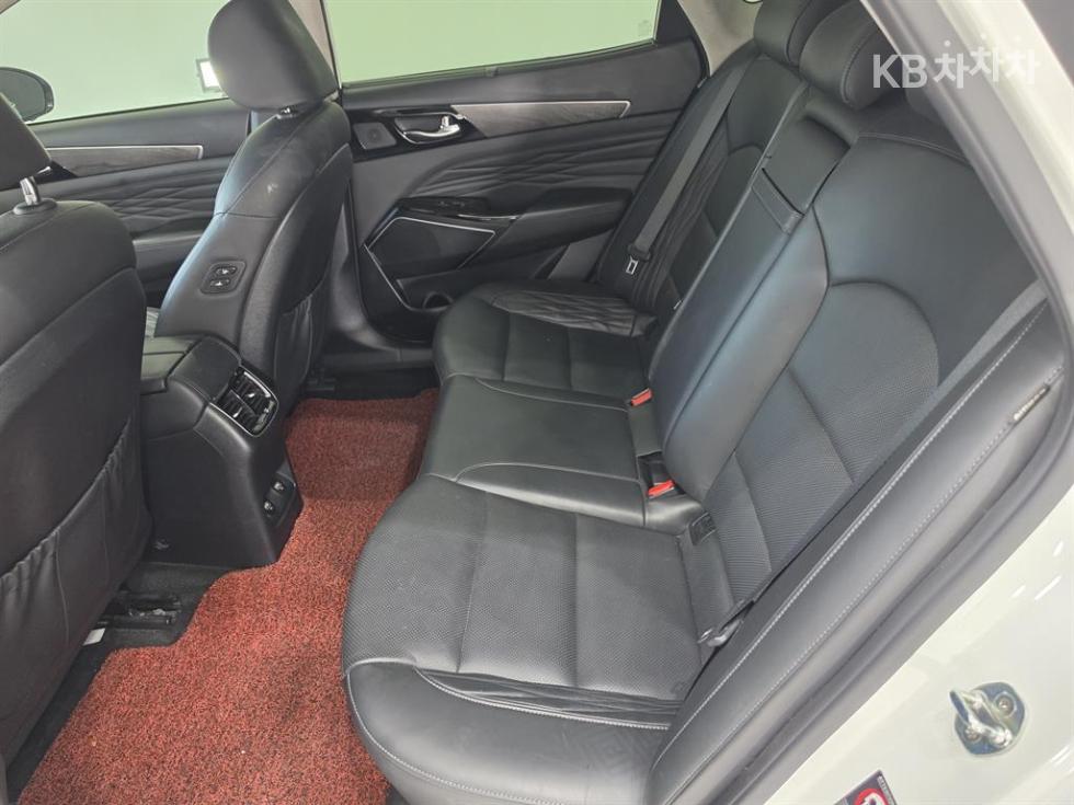 2020 - kia k7