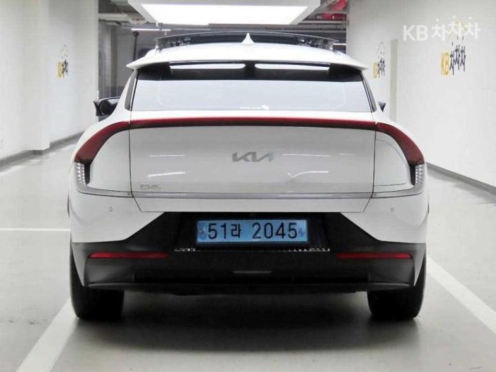 Kia EV6 Long Range 4WD Air — фото 3
