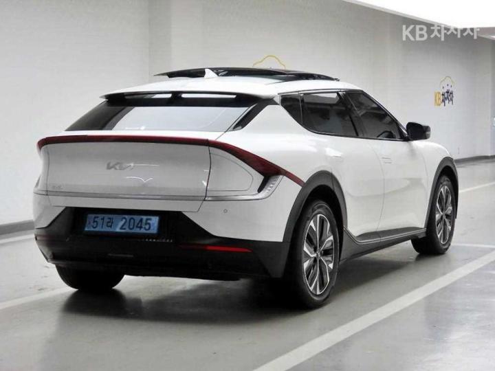 Kia EV6 Long Range 4WD Air — фото 4