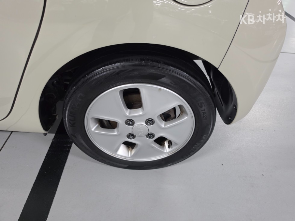 2013 - kia ray