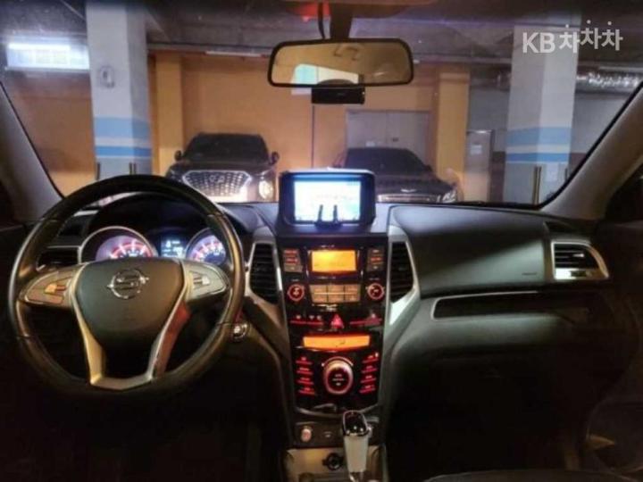 KG Mobility (Ssangyong) Tivoli Gasoline VX 7