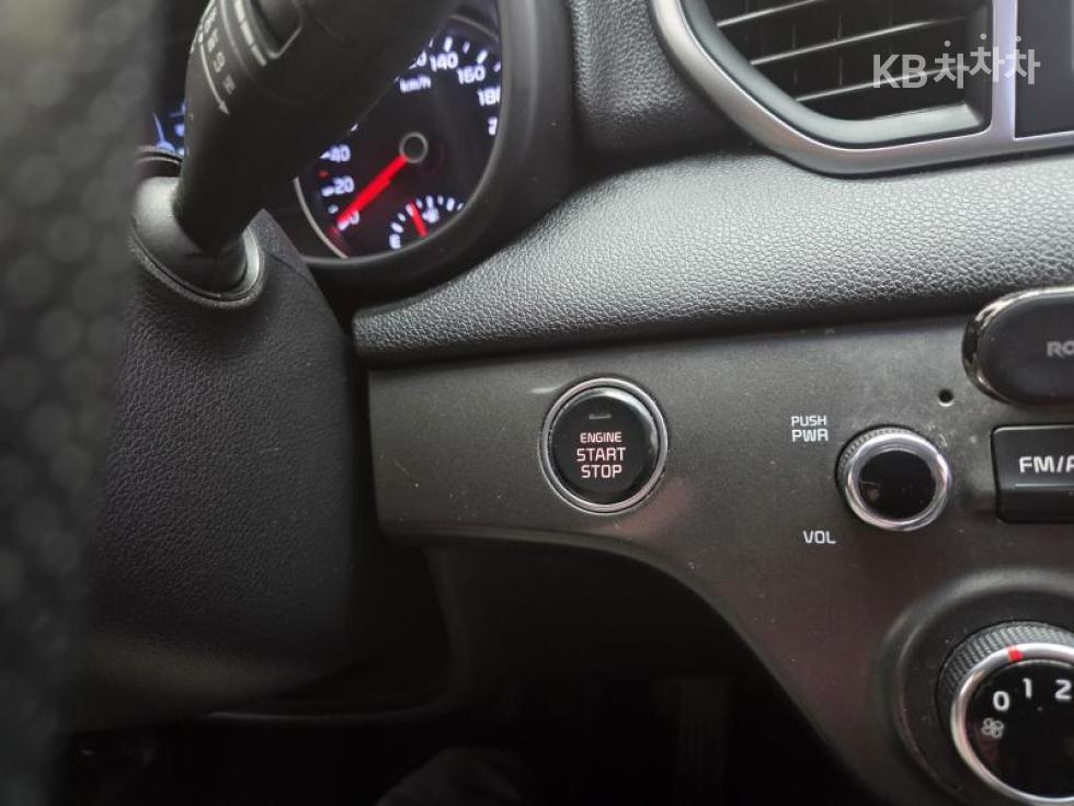 2017 - kia sportage