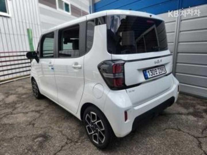 Kia Ray 1.0 Gasoline Signature 3