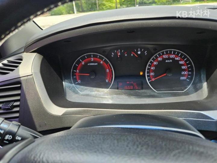 KG Mobility (Ssangyong) Korando Sport CX7 4WD Fashion 8