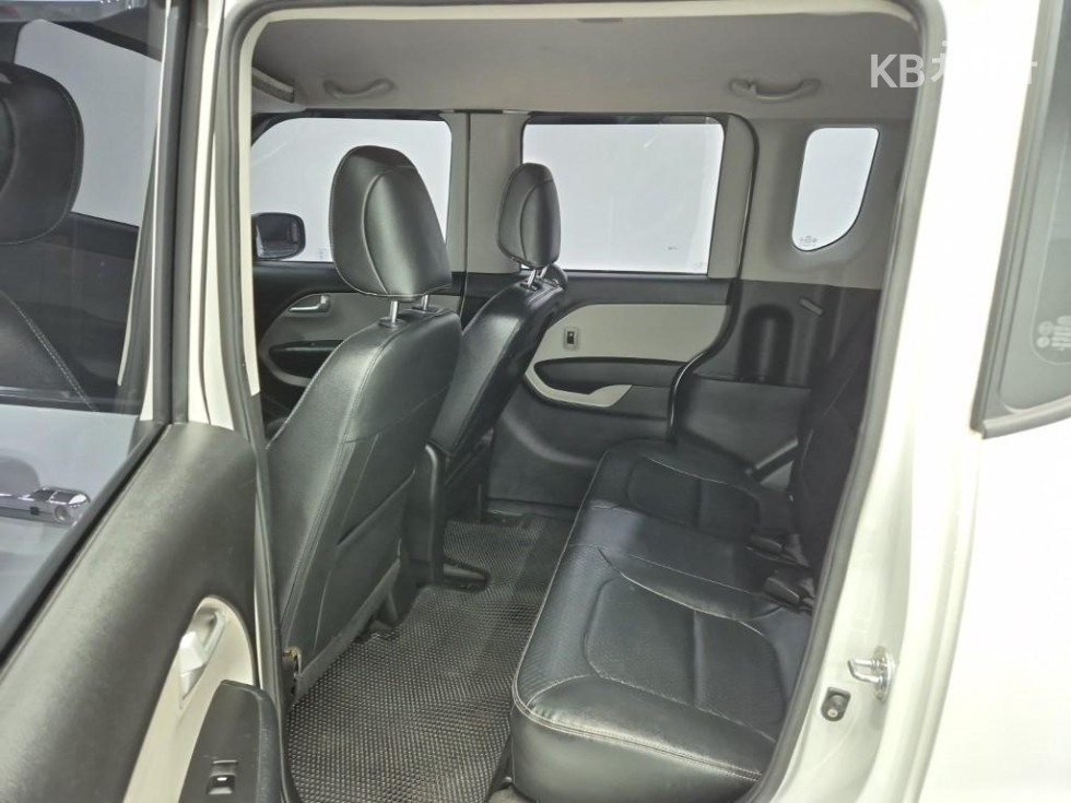 2014 - kia ray