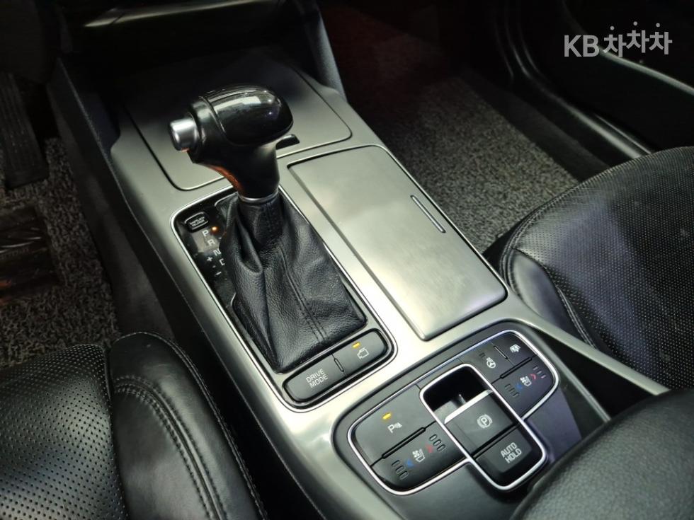 2014 - kia k7
