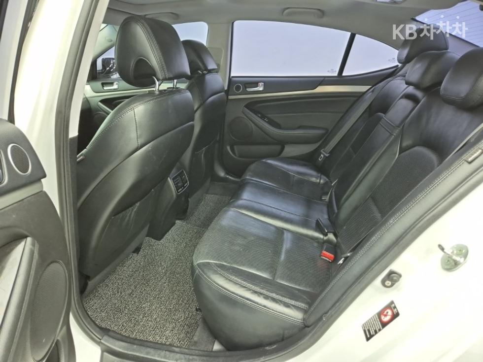 2014 - kia k7