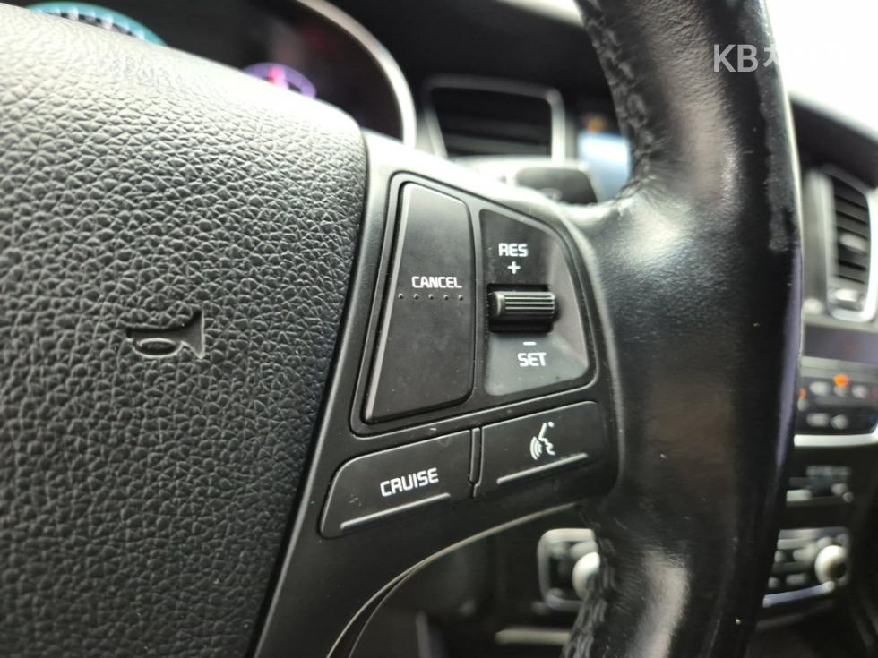 2014 - kia k7