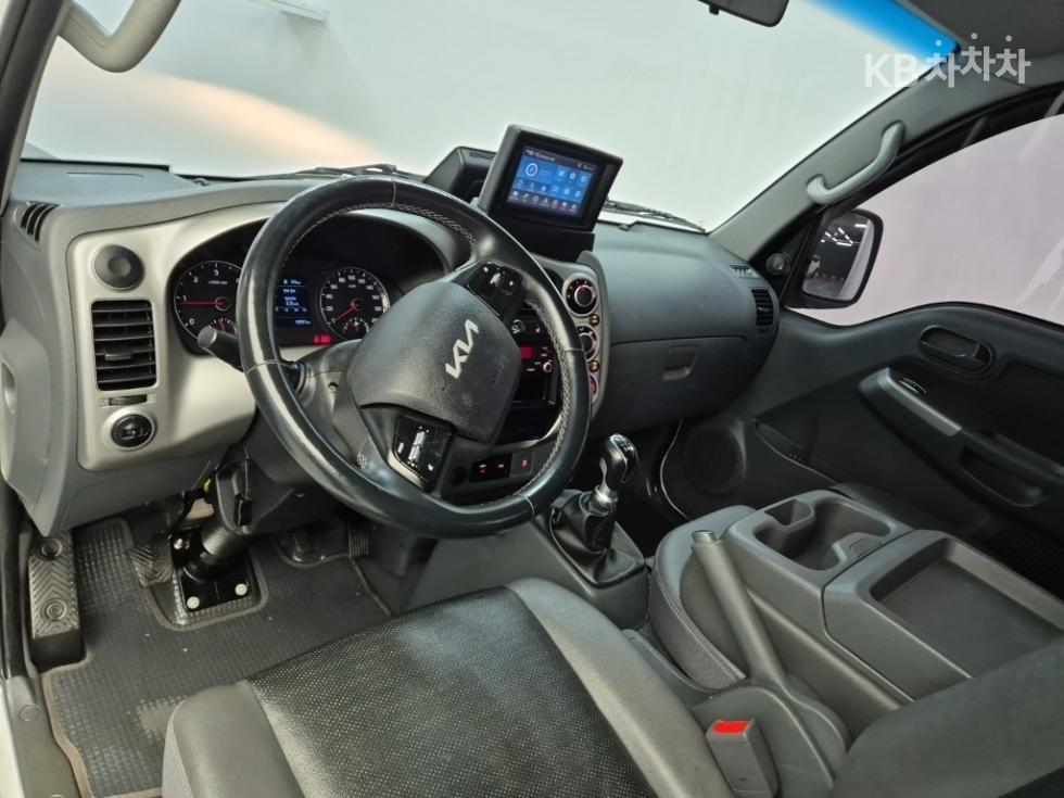 2022 - kia bongo iii
