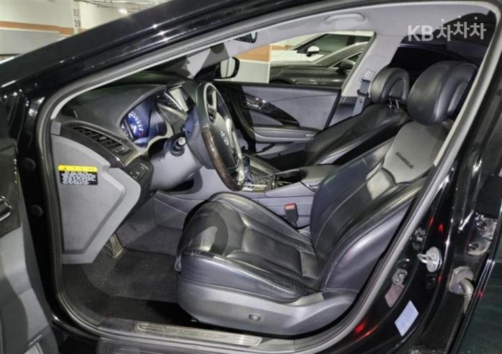 Hyundai Grandeur HG HG240 Modern Collection 5