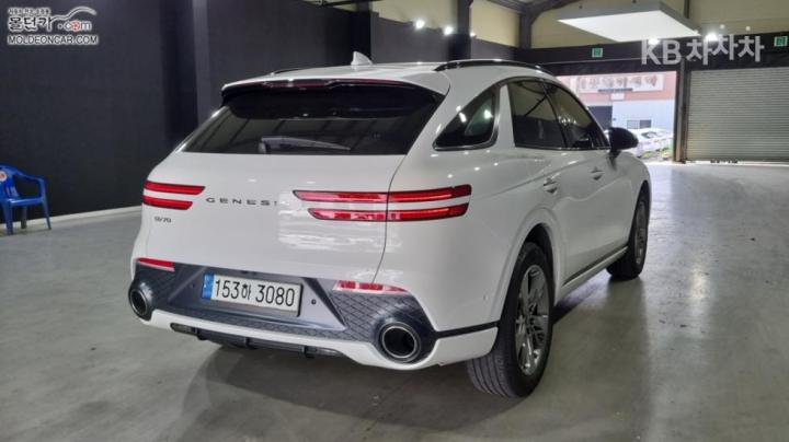 Genesis GV70 Gasoline 2.5T Sport Package 2WD 3