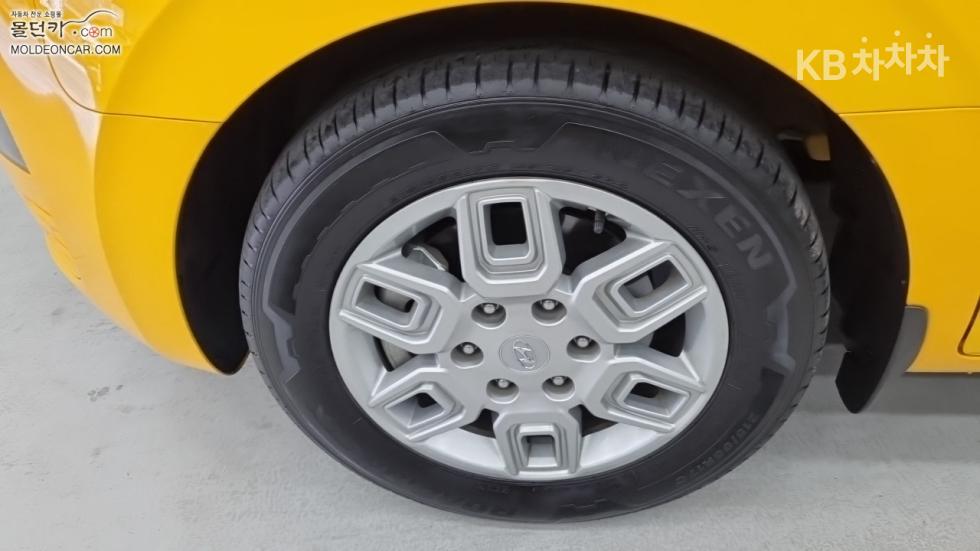 Hyundai Staria — miniaturë 6