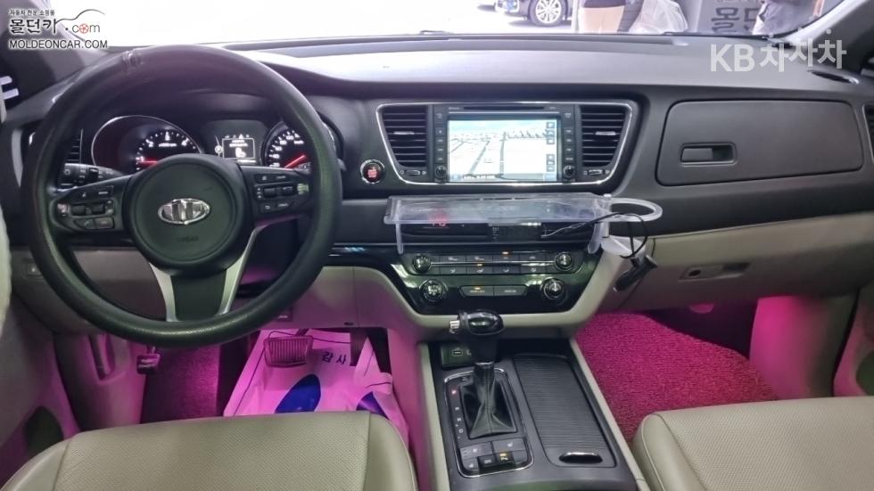 2016 - kia carnival