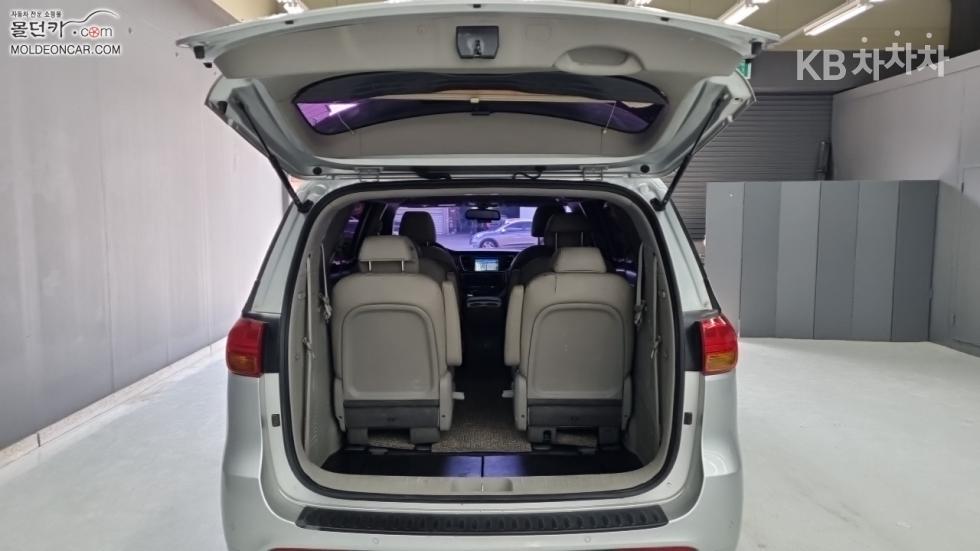 2016 - kia carnival