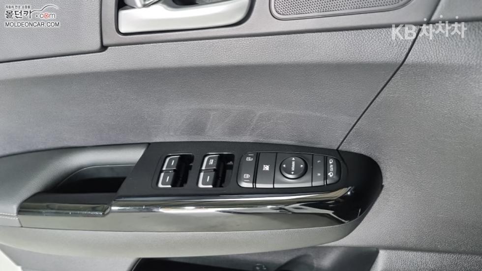 2019 - kia sportage