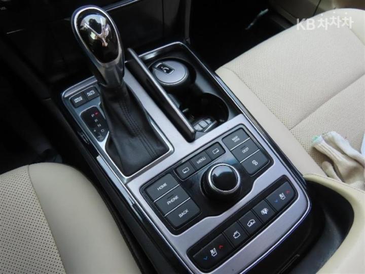 Hyundai Equus New Export Type 7