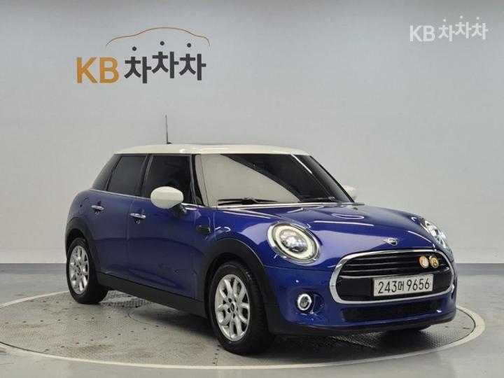 Mini Cooper 5 Duo D 1.5 High Trim 5