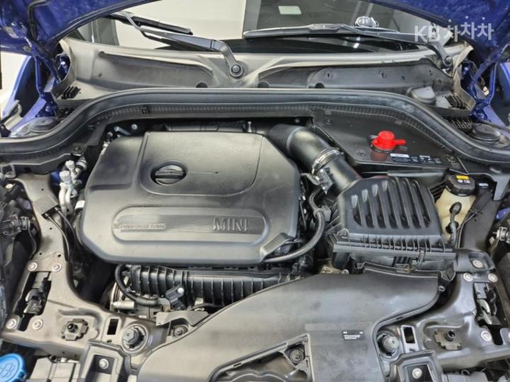 Mini Cooper 5 Duo D 1.5 High Trim 6
