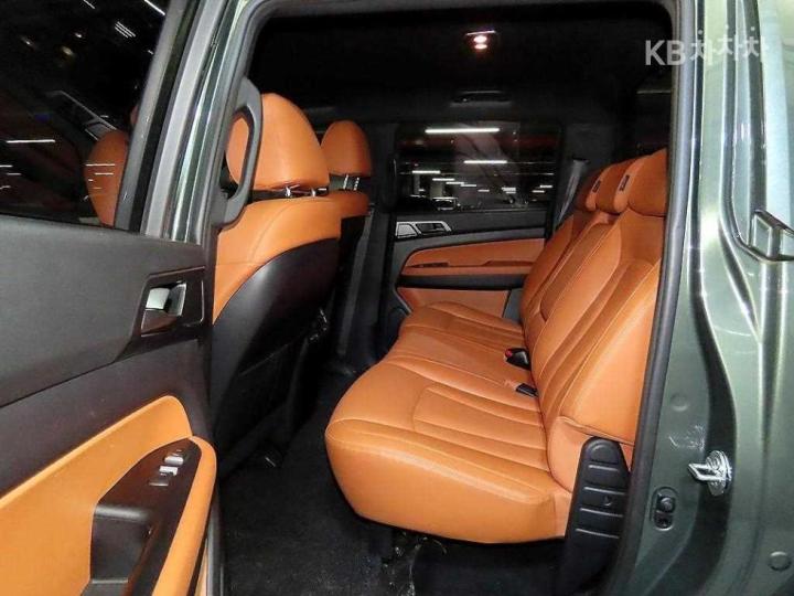 KG Mobility (Ssangyong) Rexton Sport Khan 2.2 4WD Prestige 8