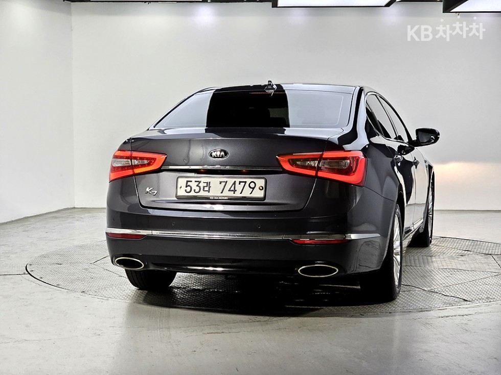 2013 - kia k7