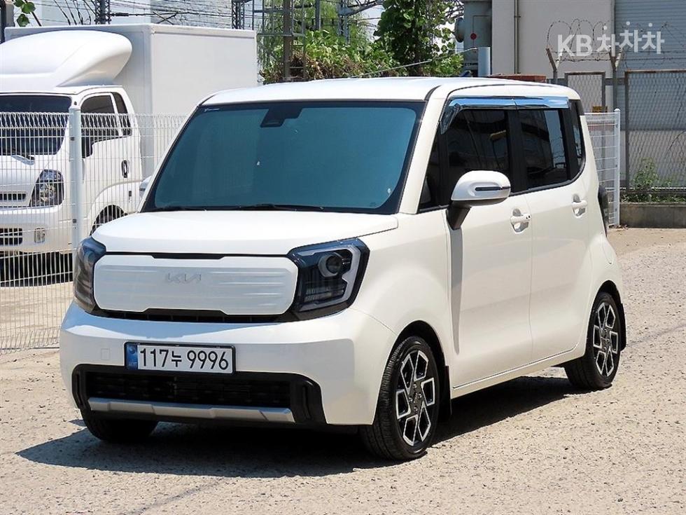 2025 - kia kia