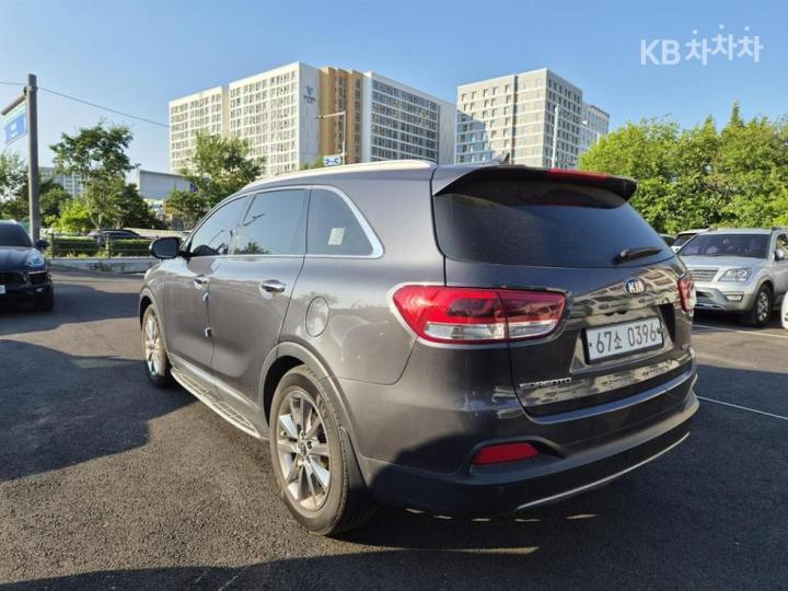 Kia Sorento Diesel 2.0 2WD Noblesse 6