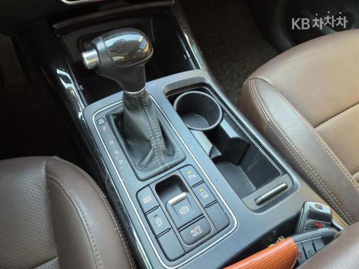 Kia Sorento Diesel 2.0 2WD Noblesse 10