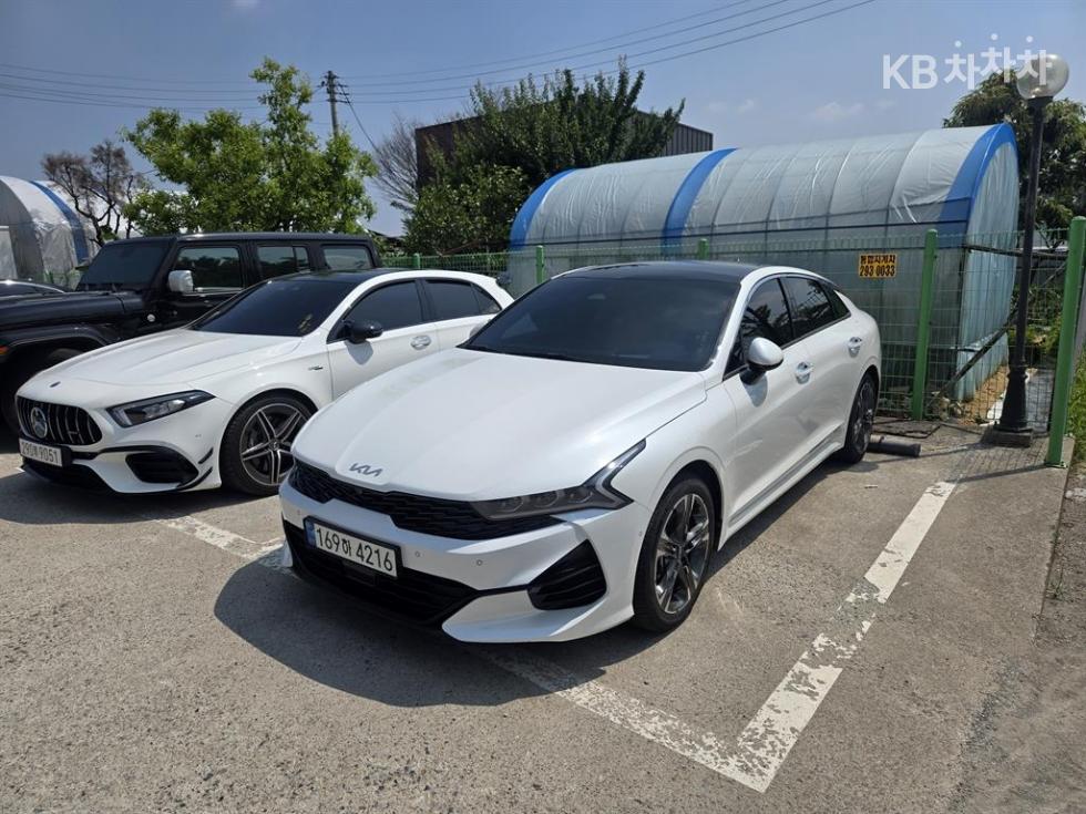 2022 kia k5