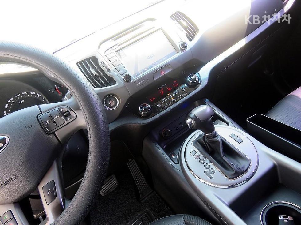 2014 - kia sportage