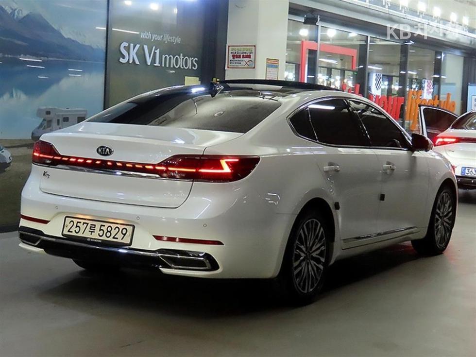 2020 - kia k7