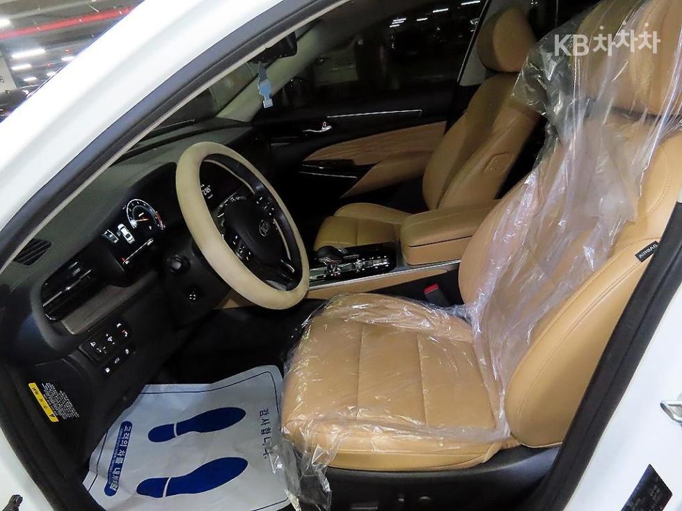 2020 - kia k7