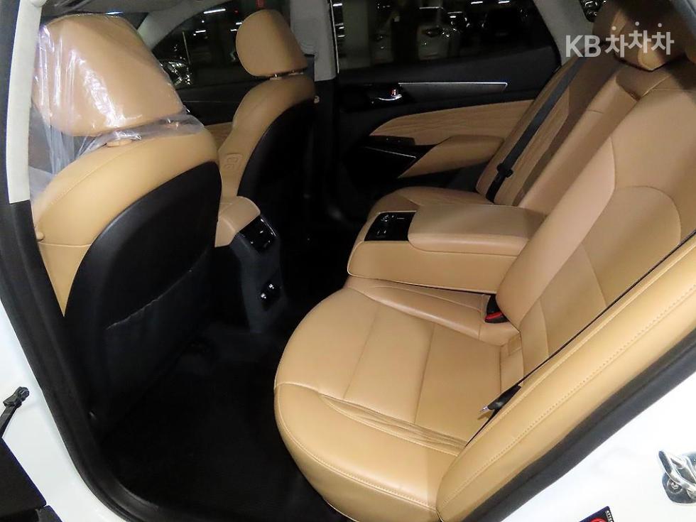 2020 - kia k7