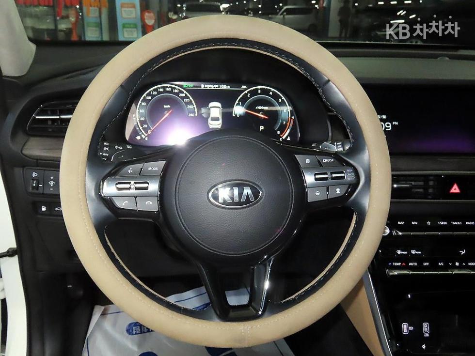 2020 - kia k7
