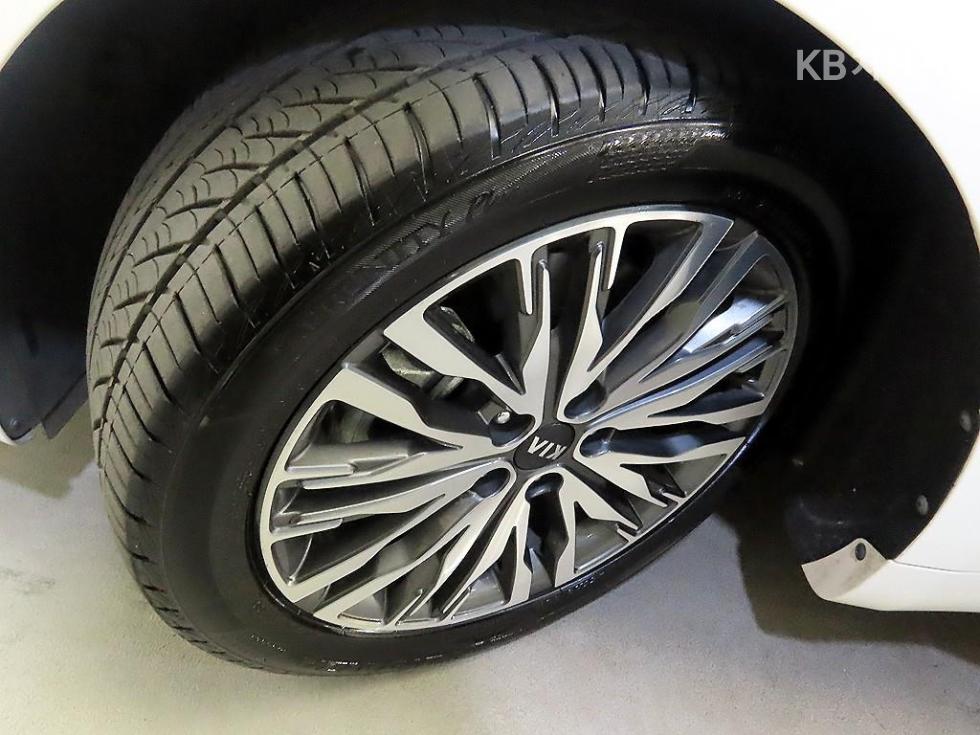 2020 - kia k7