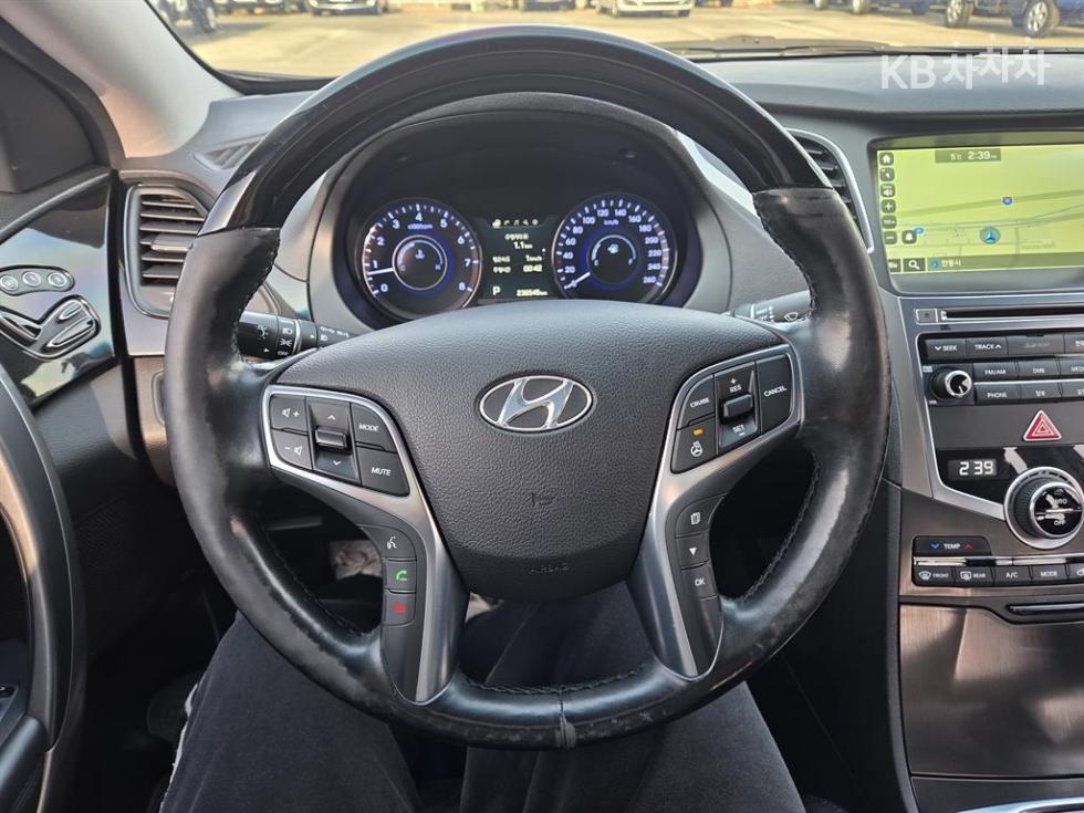 Hyundai Grandeur — miniaturë 6
