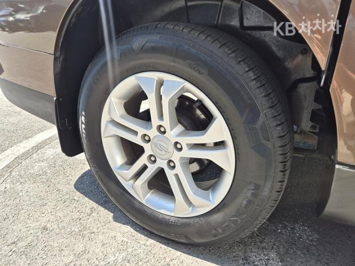 KG Mobility (Ssangyong) Korando Sport CX7 4WD Mania 9