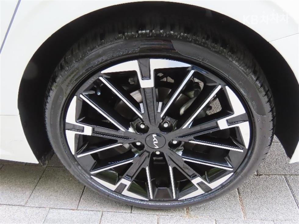 2024 - kia k5