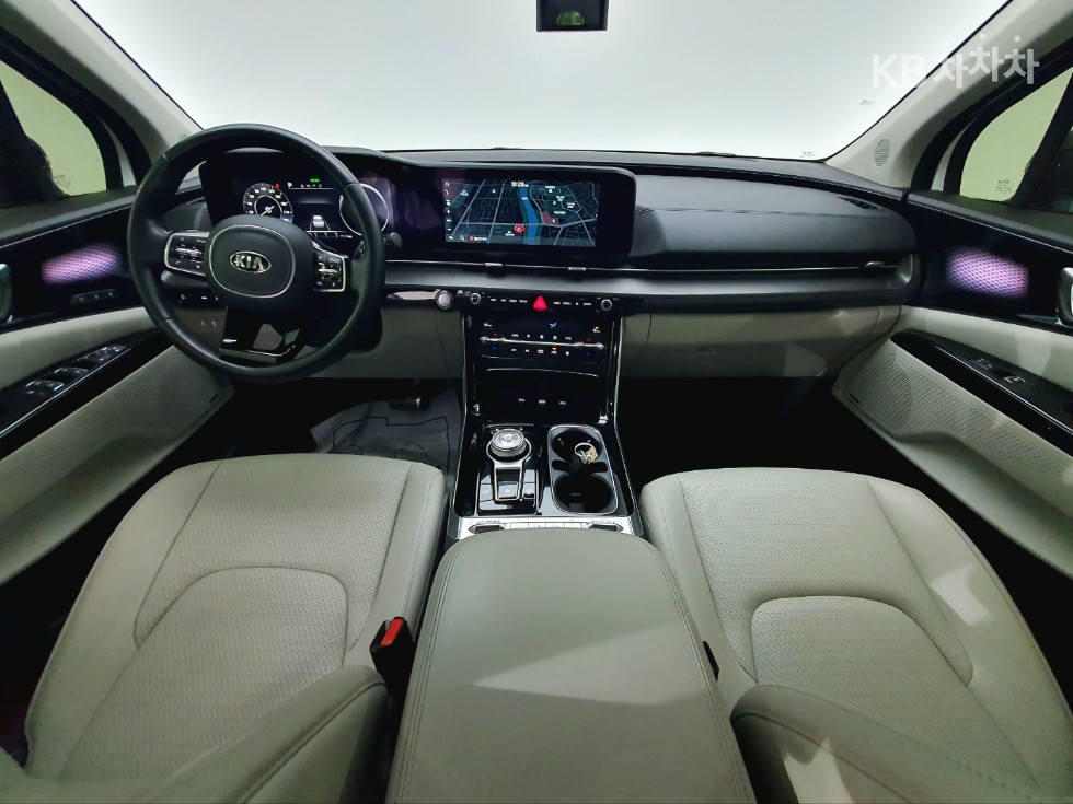 2021 - kia carnival