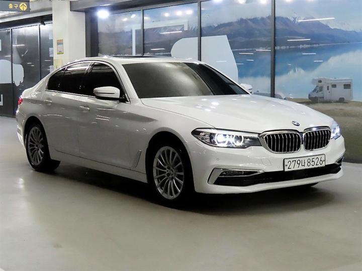 BMW 5 Series G30 520i Luxury