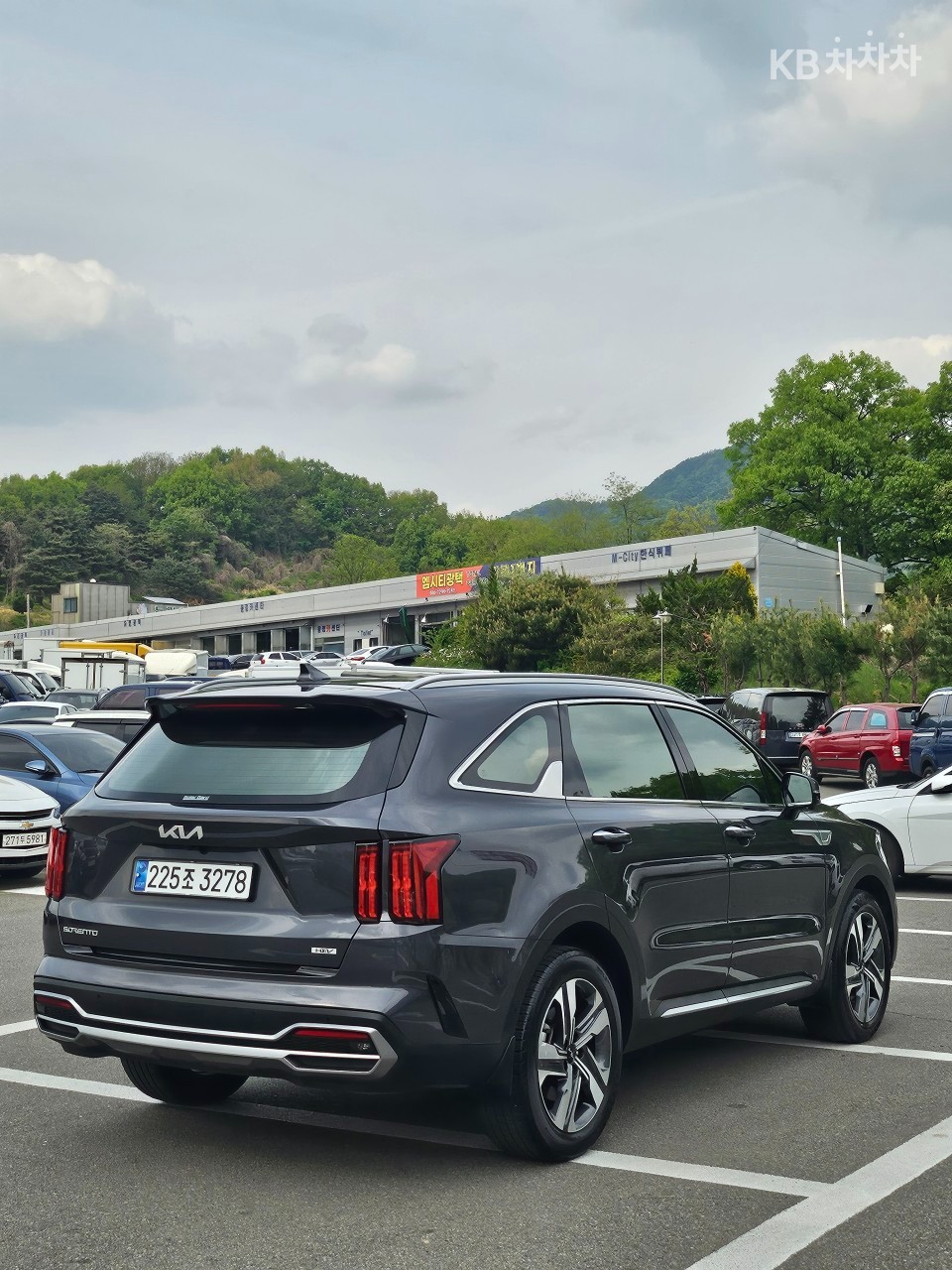 2023 - kia sorento