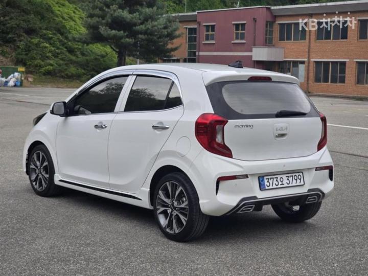 Kia Morning Urban JA 1.0 Gasoline Signature 5