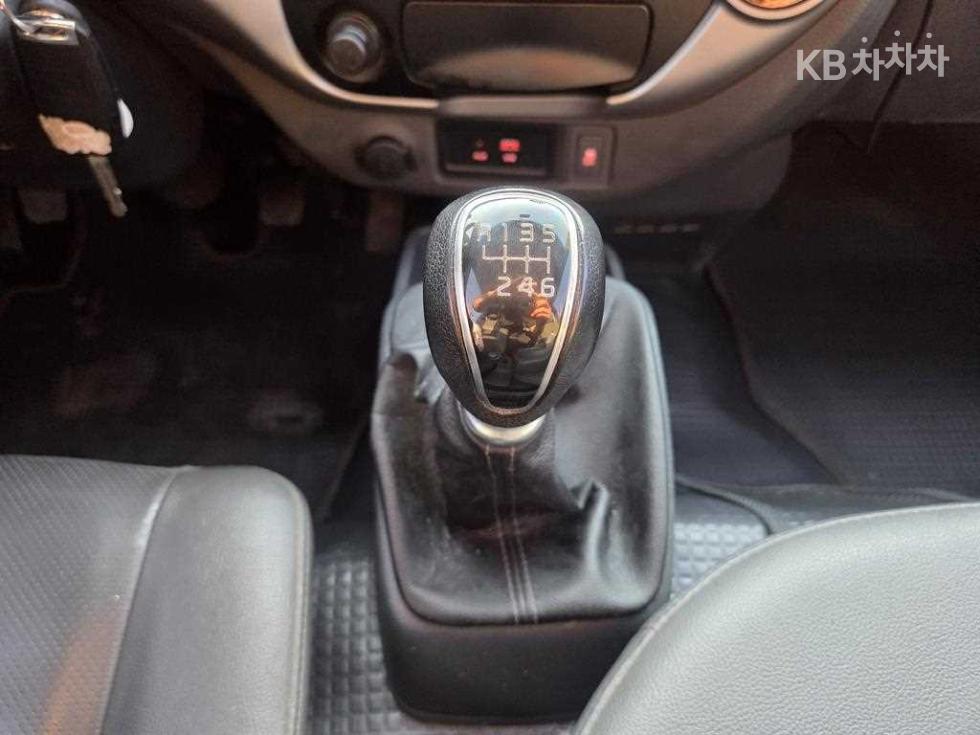 2019 - kia bongo iii